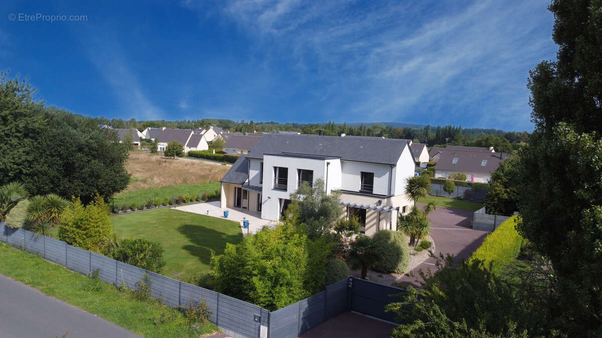 Maison à LA HAYE-DU-PUITS