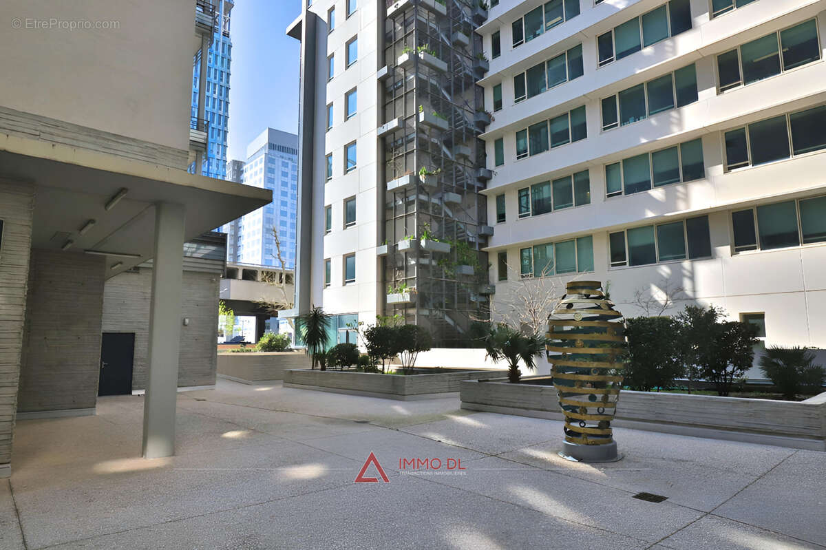 Appartement à MARSEILLE-3E