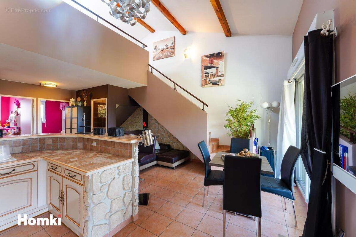 Appartement à MARSEILLE-13E