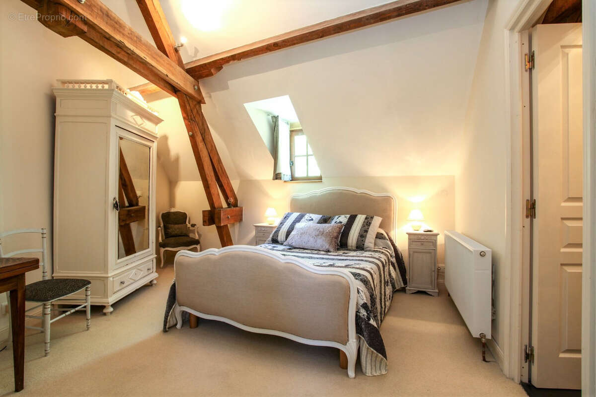 Maison à CAMPAGNAC-LES-QUERCY