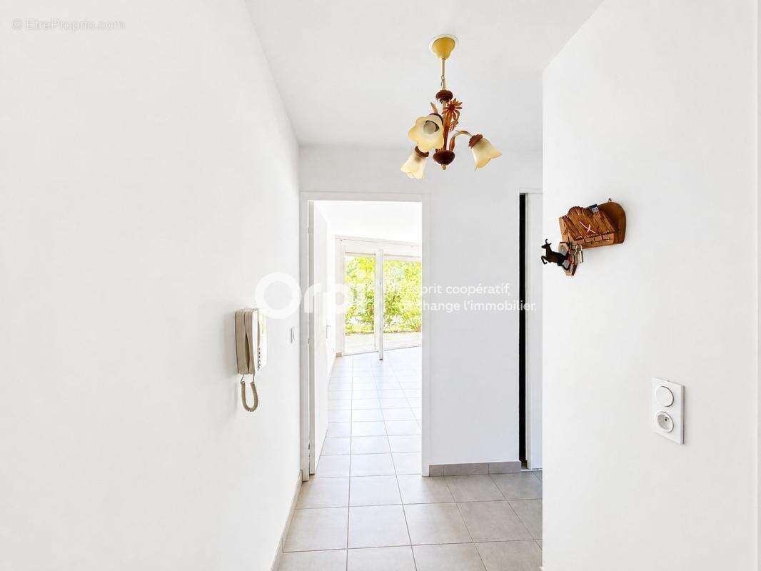 Appartement T2 À Vendre - photo 5