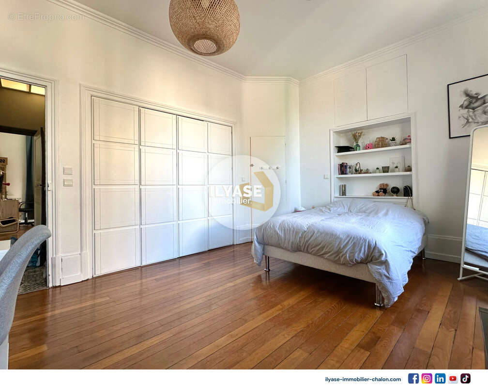 Appartement T4  178 m2  Quartier Citadelle  Parking - photo 19