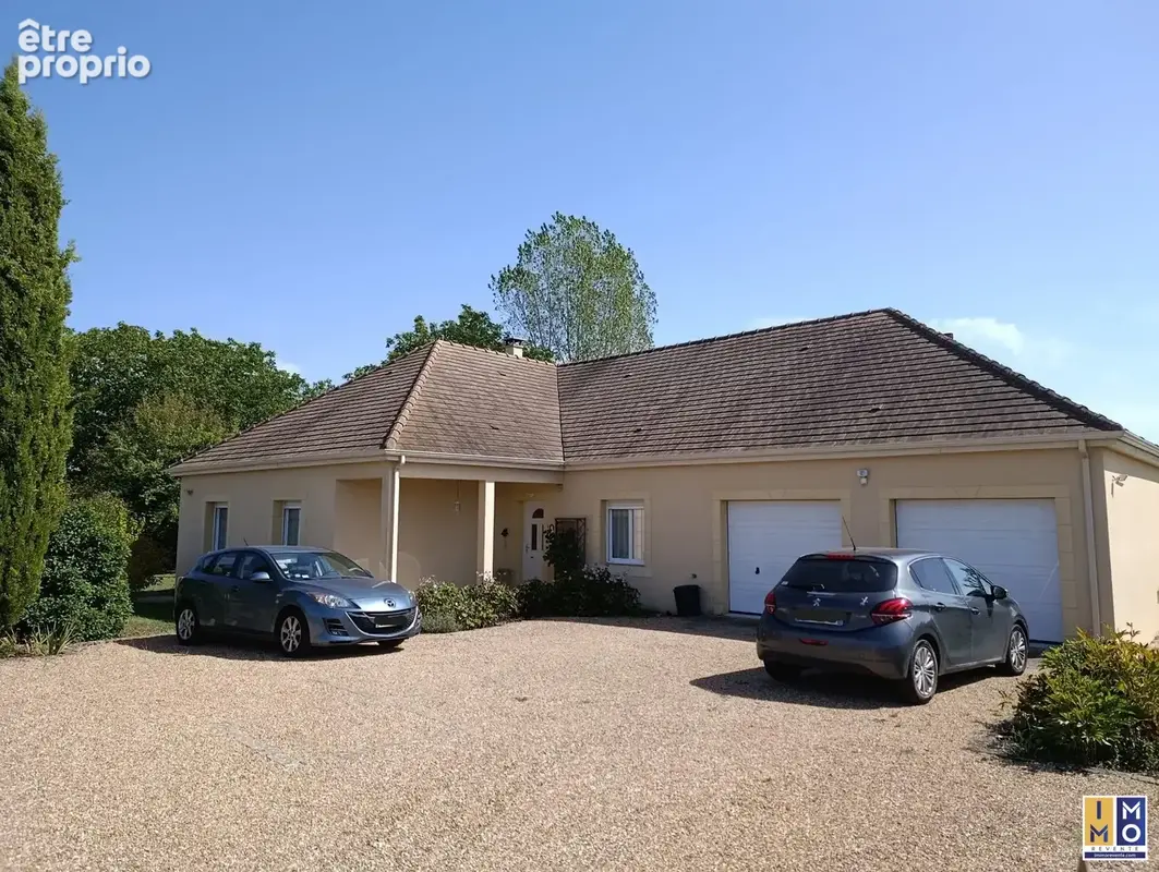 Maison à BAUGY