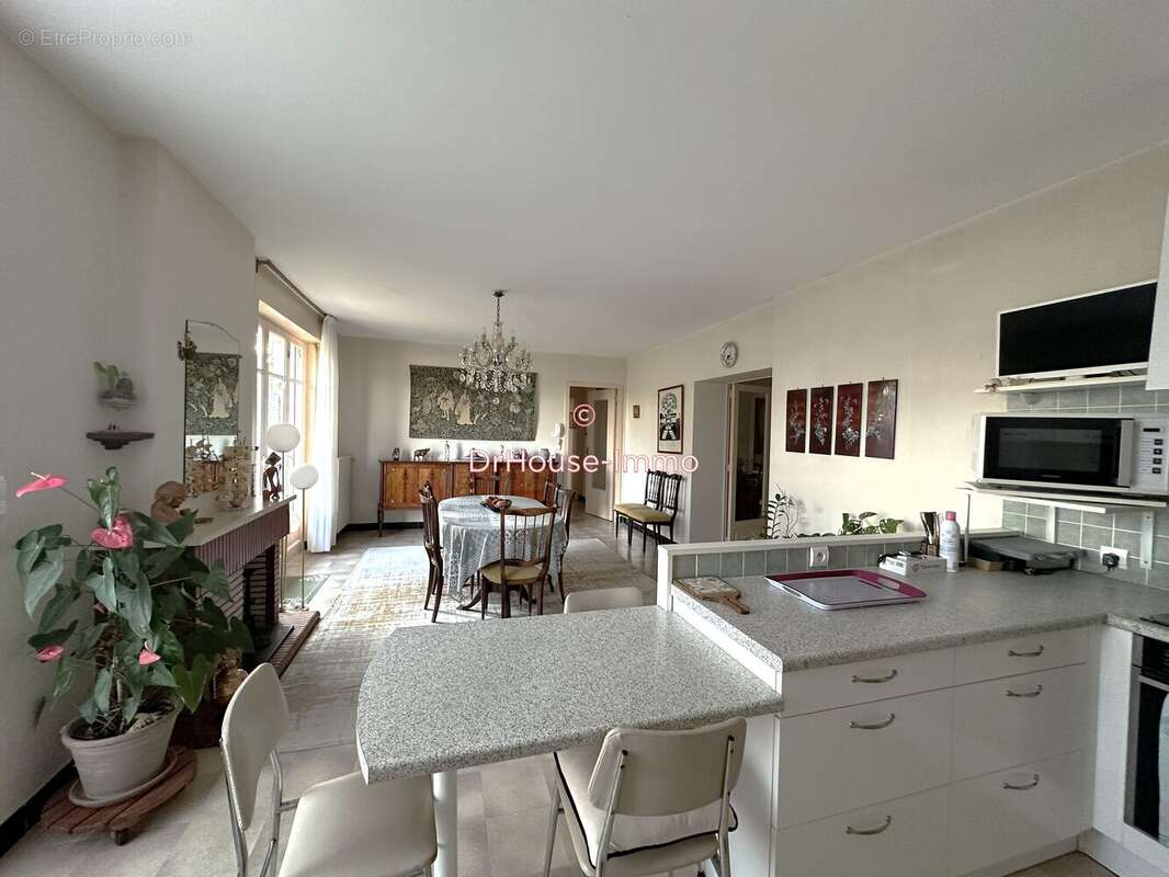 Maison 124 m² à Linars  - photo 4