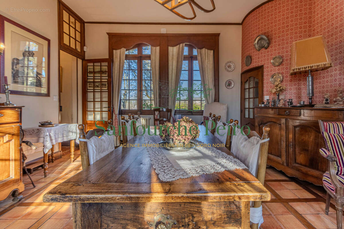 Maison à SARLAT-LA-CANEDA