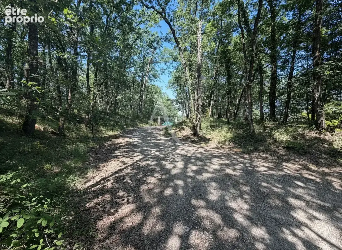 Terrain constructible clos de 2 425 m² ? montjoire (31380) - photo 2