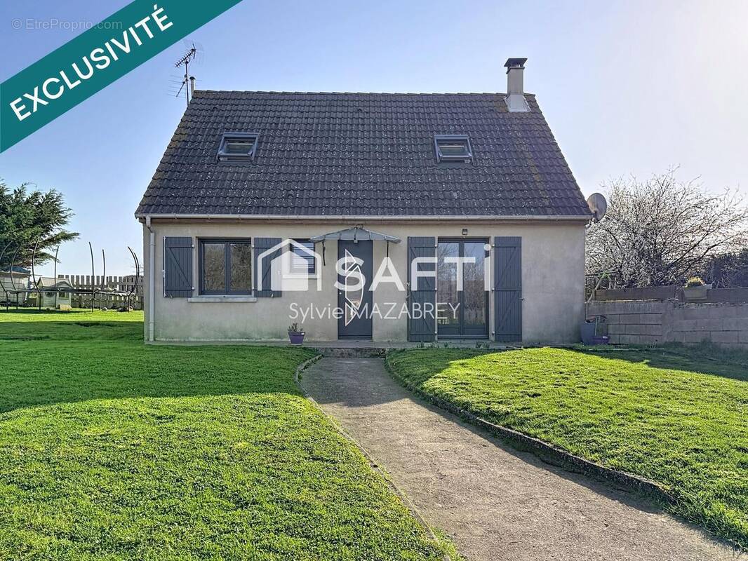 Photo 1 - Maison à VILLENEUVE-LA-GUYARD