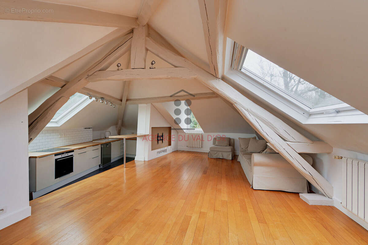 Appartement à LOUVECIENNES