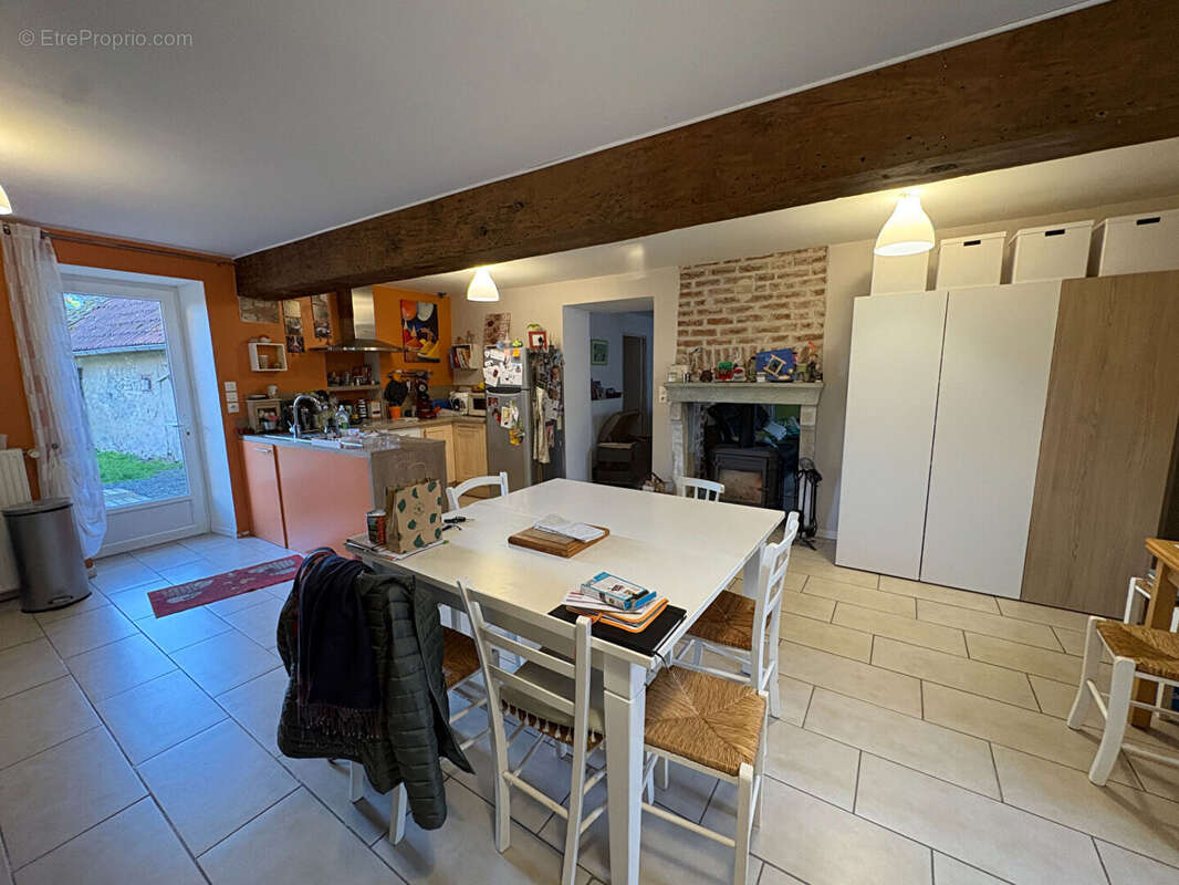 Maison à BRESNAY