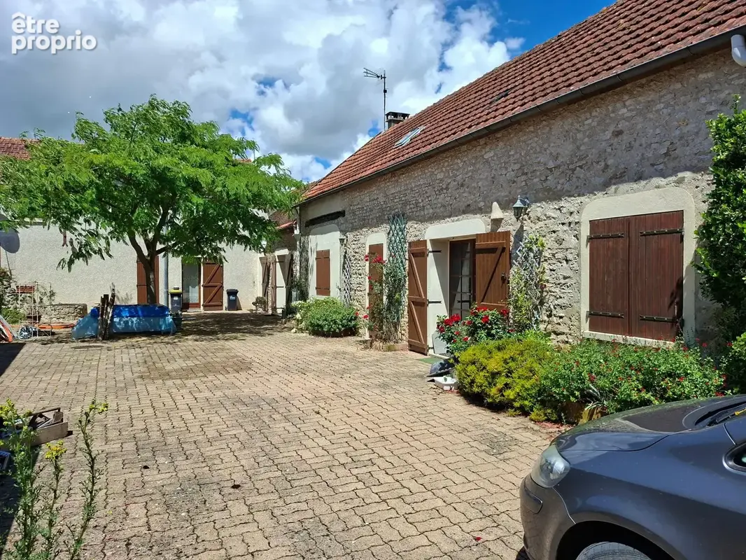 Photo 1 - Maison à BEAUNE-LA-ROLANDE
