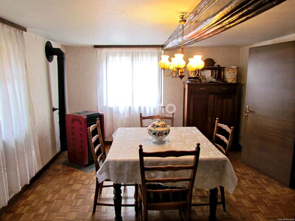 Corps de ferme sur 5,3 ares - photo 3