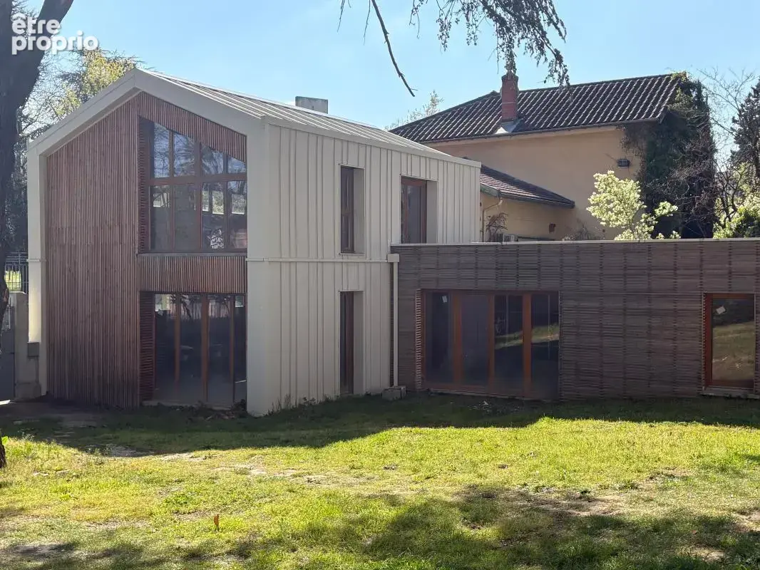 RARE Maison d'Architecte Neuve de 138 m² dans un Secteur Prisé et Très Rare à la Vente - photo 4