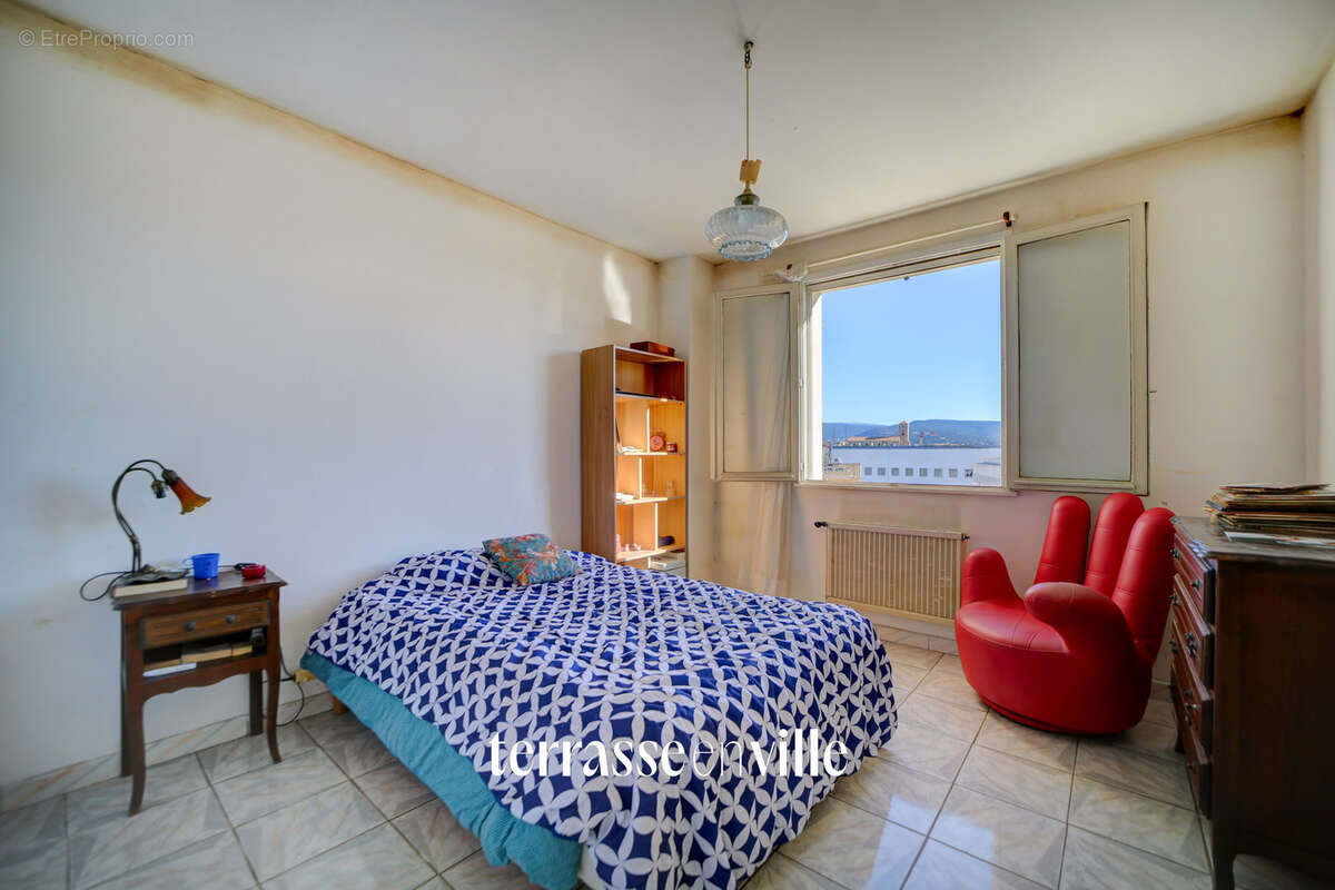 Rare - la ciotat - maison de ville - vue mer - jardin - chantier naval - t4 - photo 12