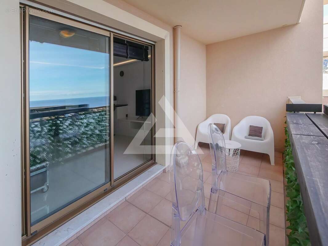 Appartement à CAP-D'AIL