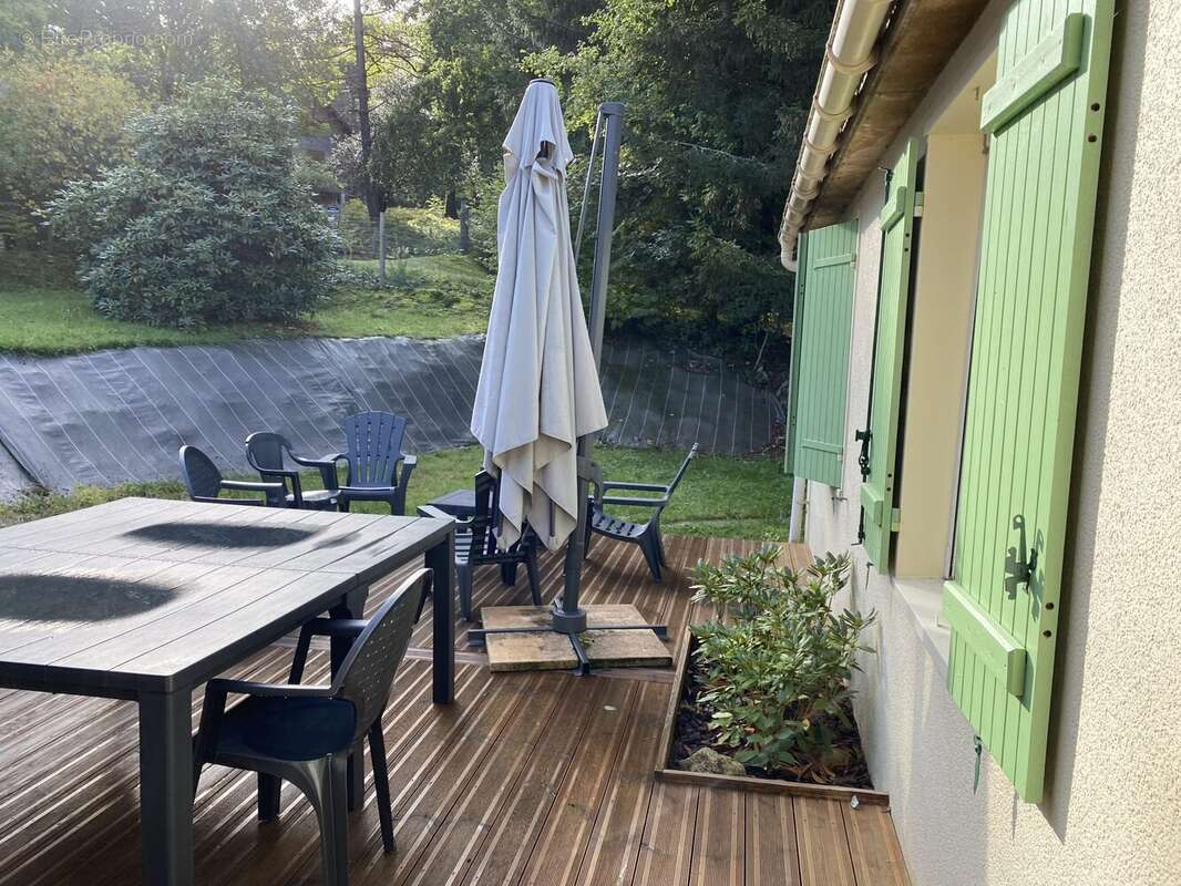 Maison à PEYRAT-LE-CHATEAU