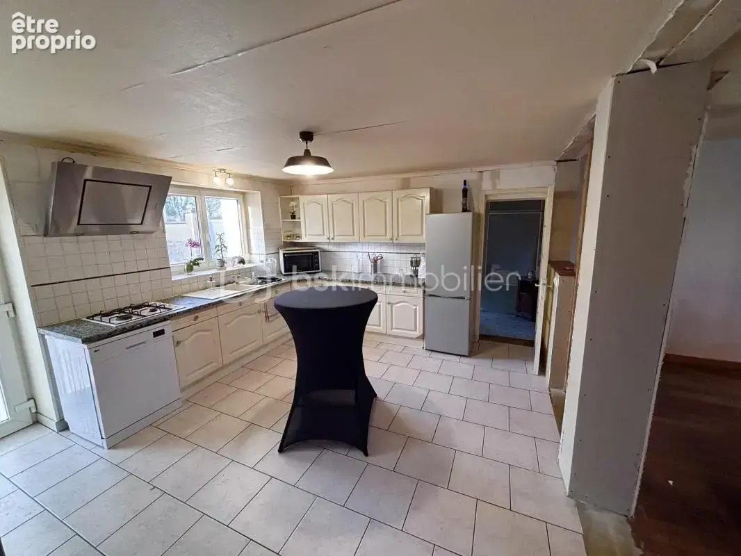 Maison de caractère de 193 m² avec dépendances – Secteur Lantages - photo 7