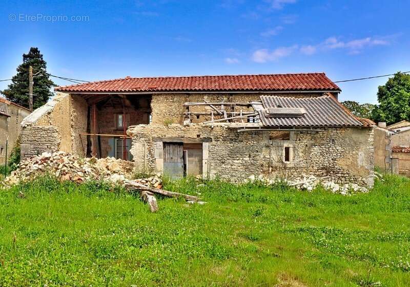 Longère de charme de 123m2 à rénover , vue degagee – potentiel gîte touristique - photo 11