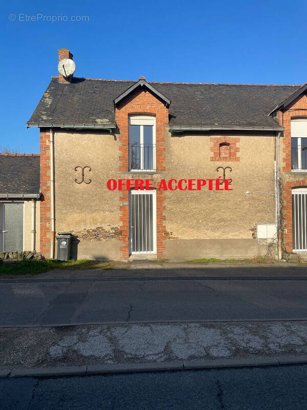 Maison à JOUE-SUR-ERDRE