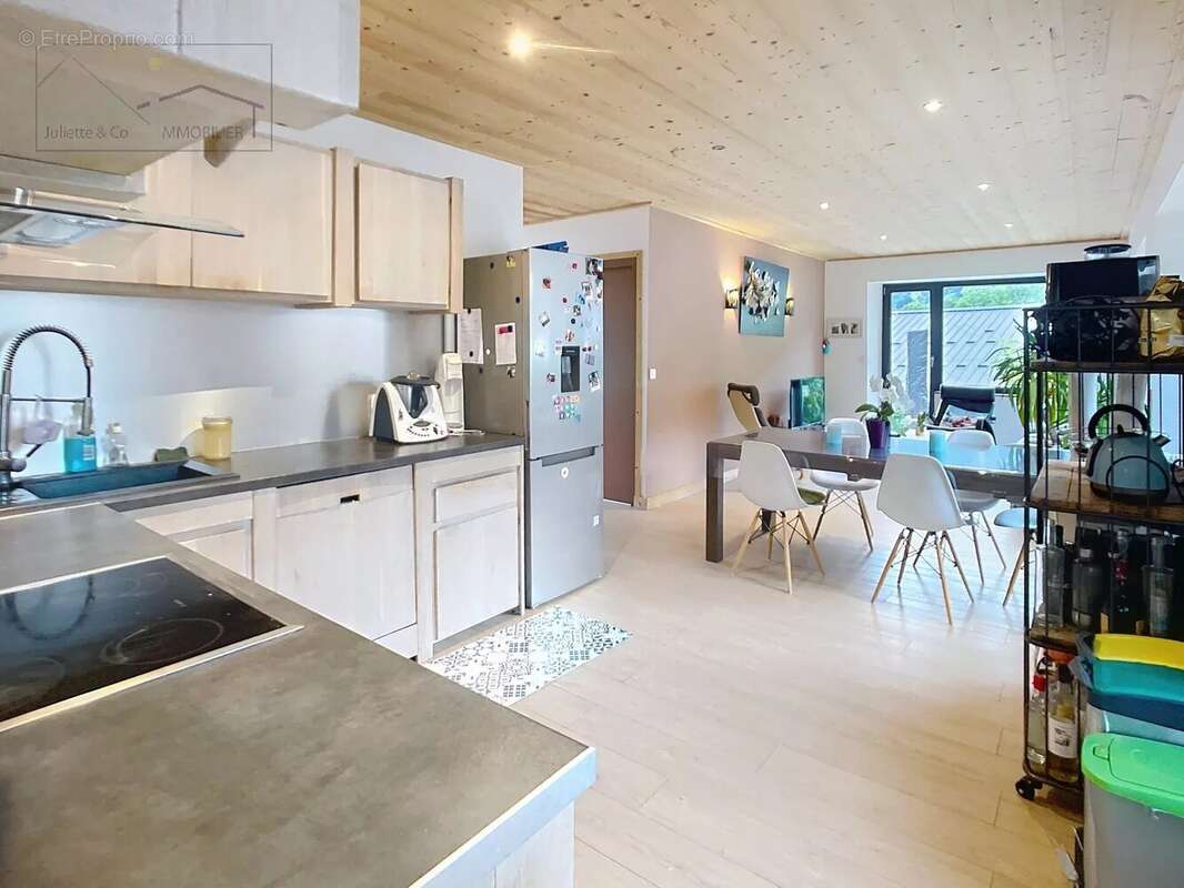 Appartement à LES HOUCHES