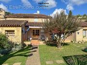 Maison à PUY-L&#039;EVEQUE