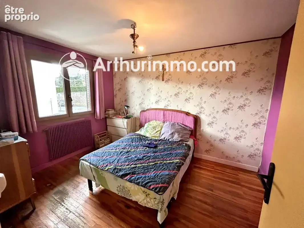 Maison familiale T5 avec jardin - TREVOUX - photo 6