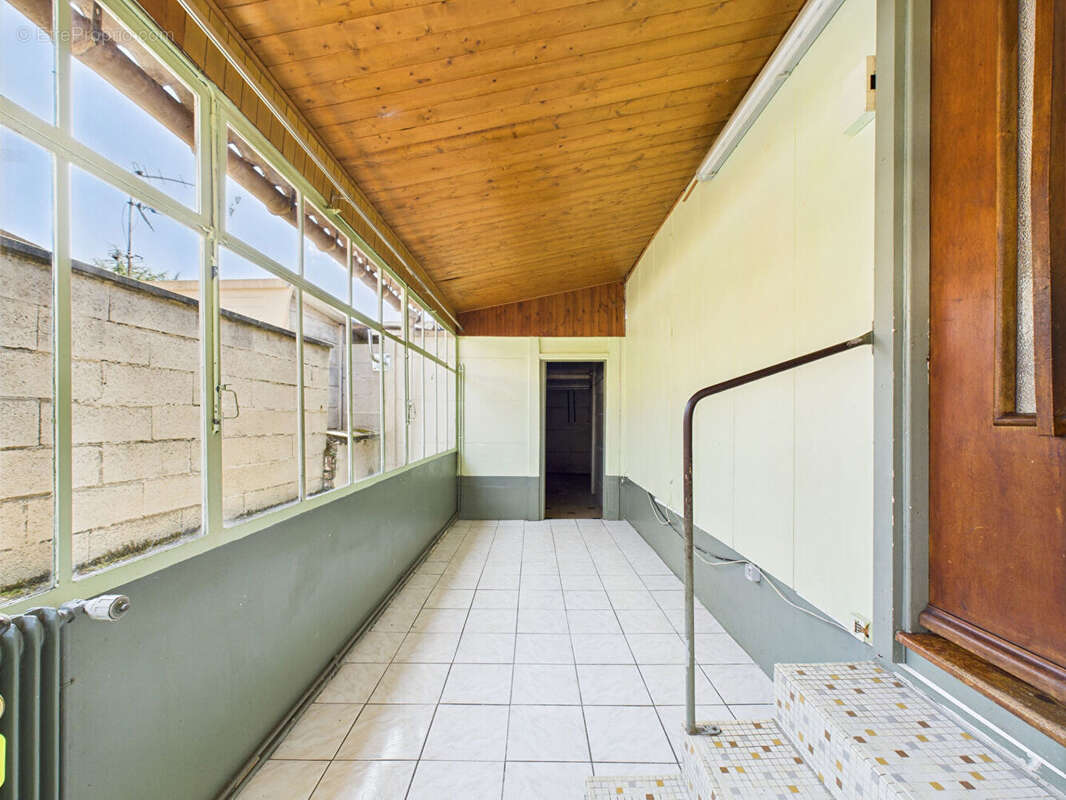 Maison à TOURVILLE-LA-RIVIERE