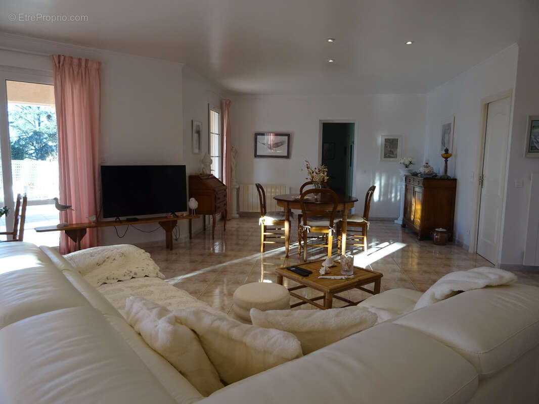 Maison à LESCURE-D'ALBIGEOIS