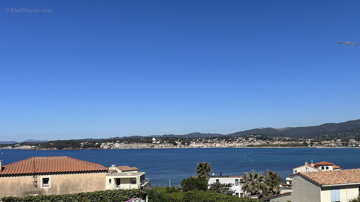 Appartement à SIX-FOURS-LES-PLAGES