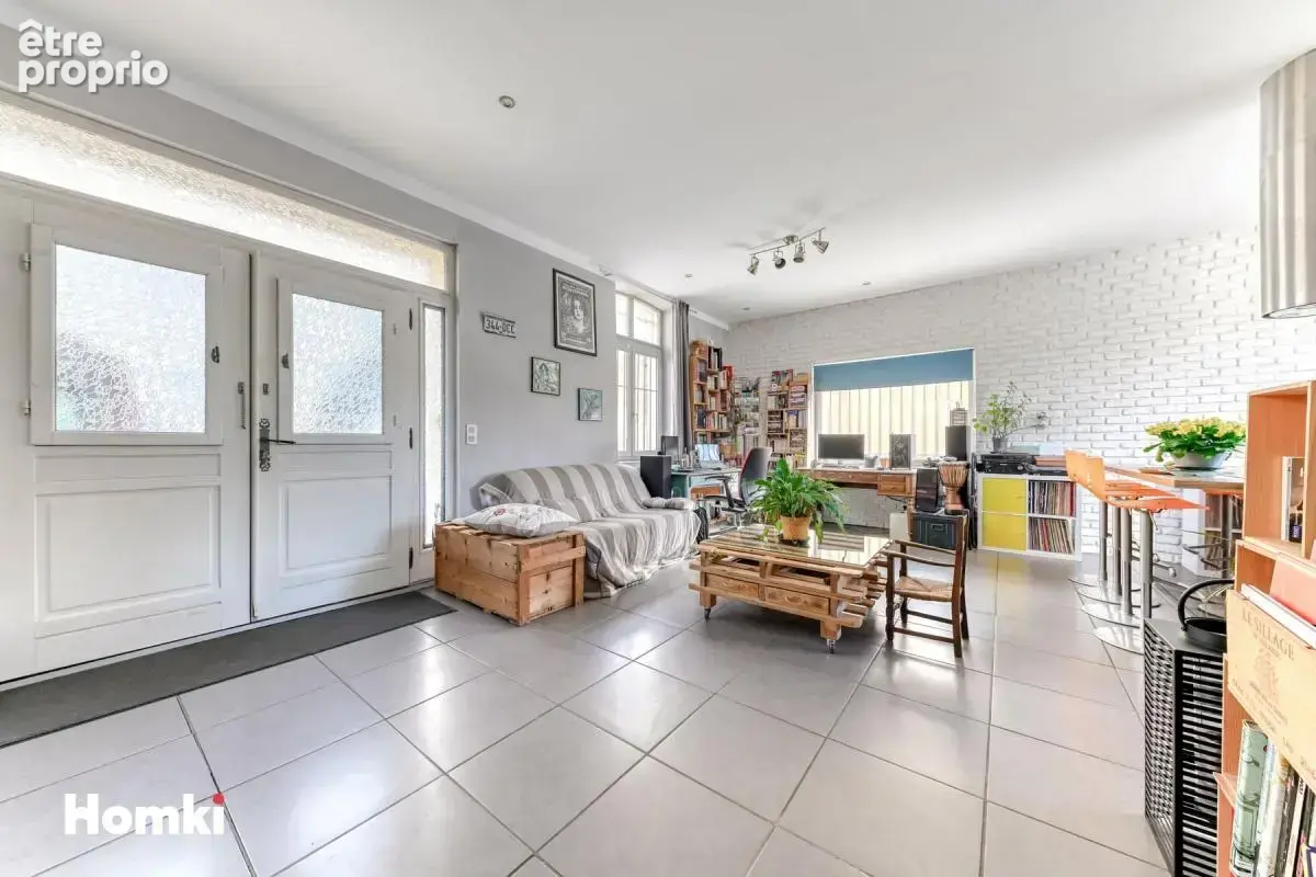 Appartement T3 de 77 m² à Caluire-et-Cuire 69300, Quai Clemenceau - photo 12