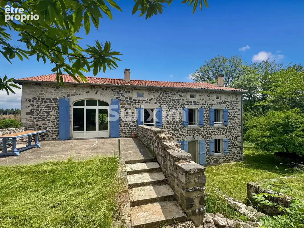 Maison de famille en pierre avec gîte, vue dégagée - photo 11