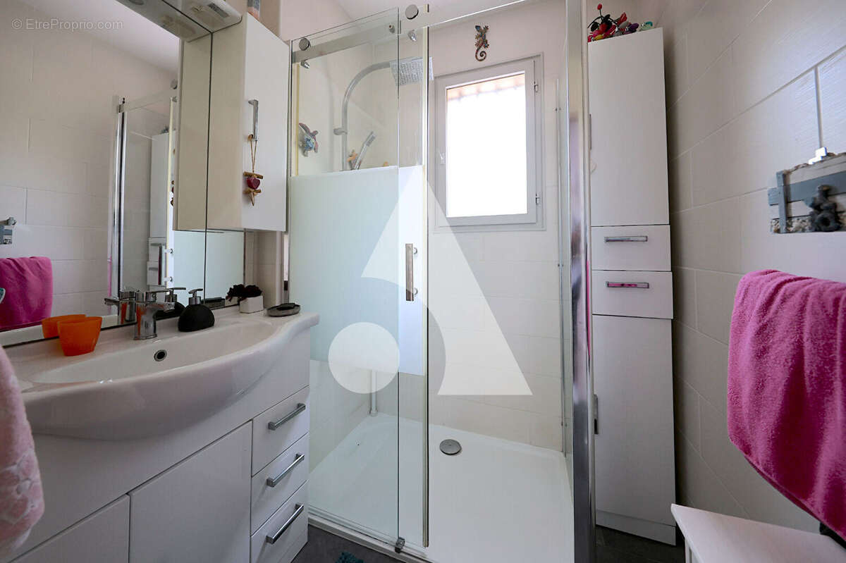 Maison à CORBEIL-ESSONNES