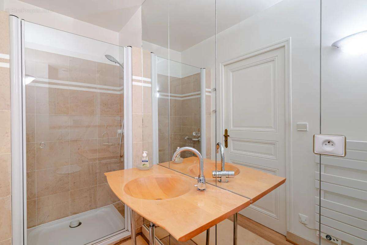 Appartement à JOUY-EN-JOSAS