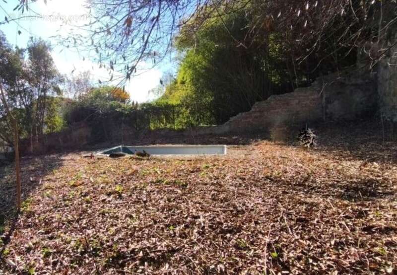 Maison à PORT-SAINTE-MARIE