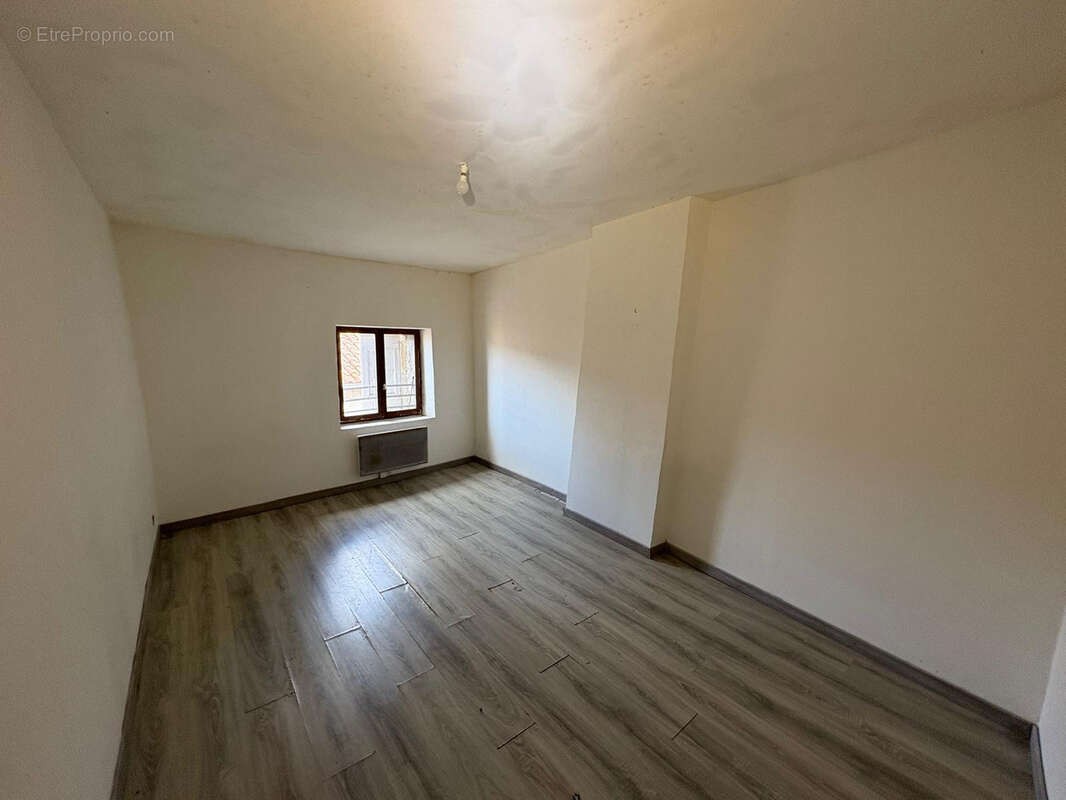 Appartement à SAINT-AMANS-SOULT