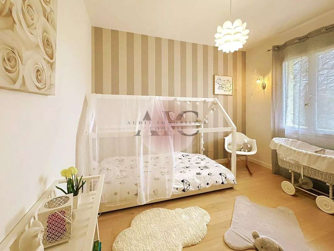 Maison à MONTAUROUX