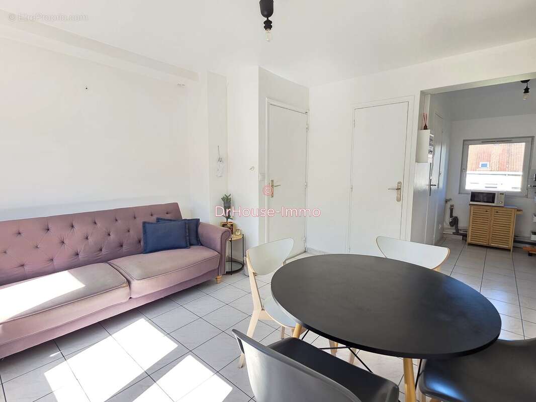 Appartement à HELLEMMES-LILLE