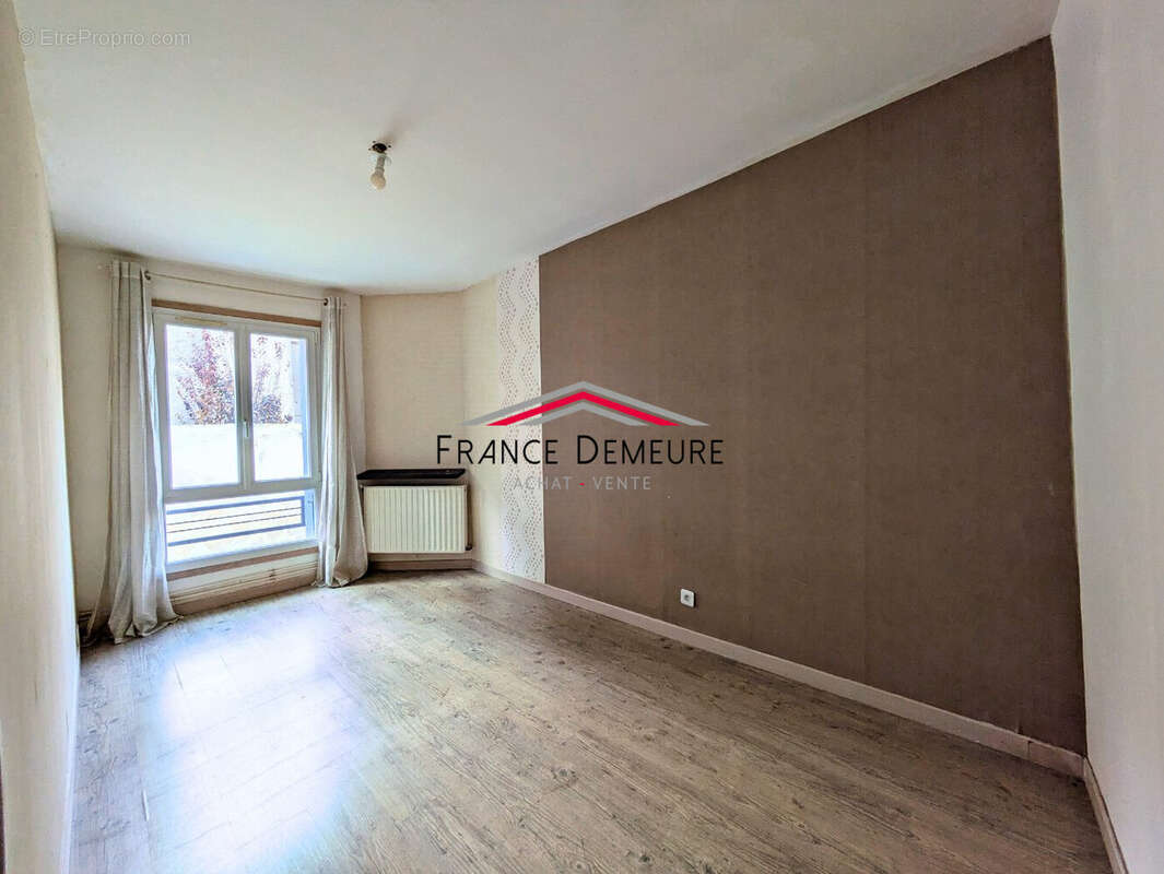 Maison à SAINT-LEU-LA-FORET