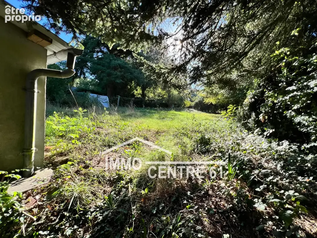 Maison à rénover avec grand garage - photo 16