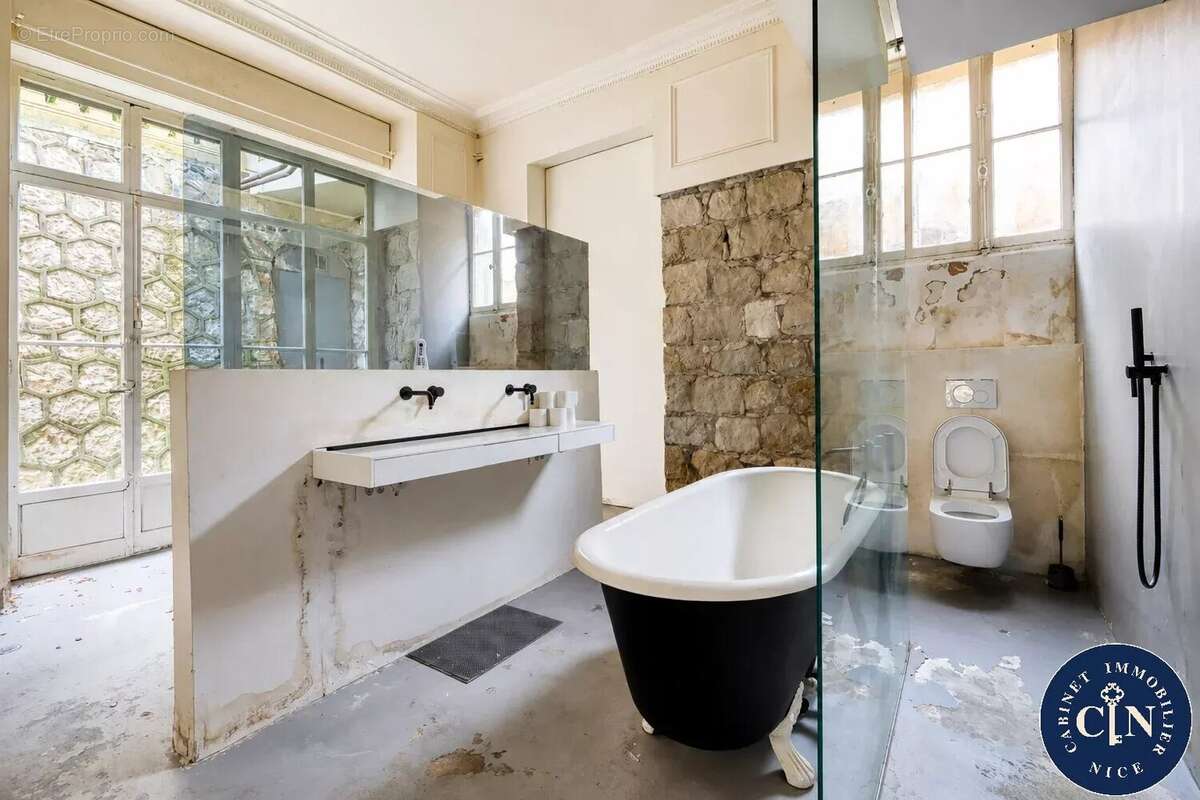 Appartement 62 m² à Nice  - photo 7