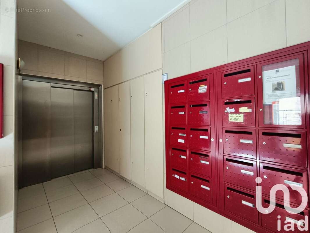 Photo 2 - Appartement à CORBEIL-ESSONNES