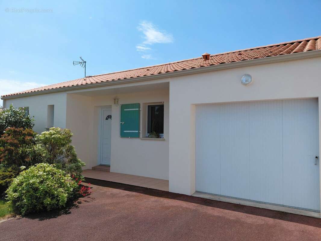 Maison 64 m² à Froidfond  - photo 3