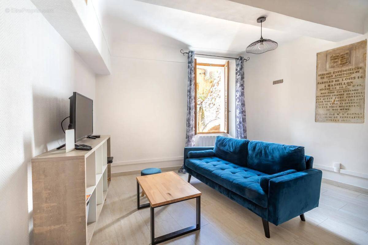 Appartement à HYERES