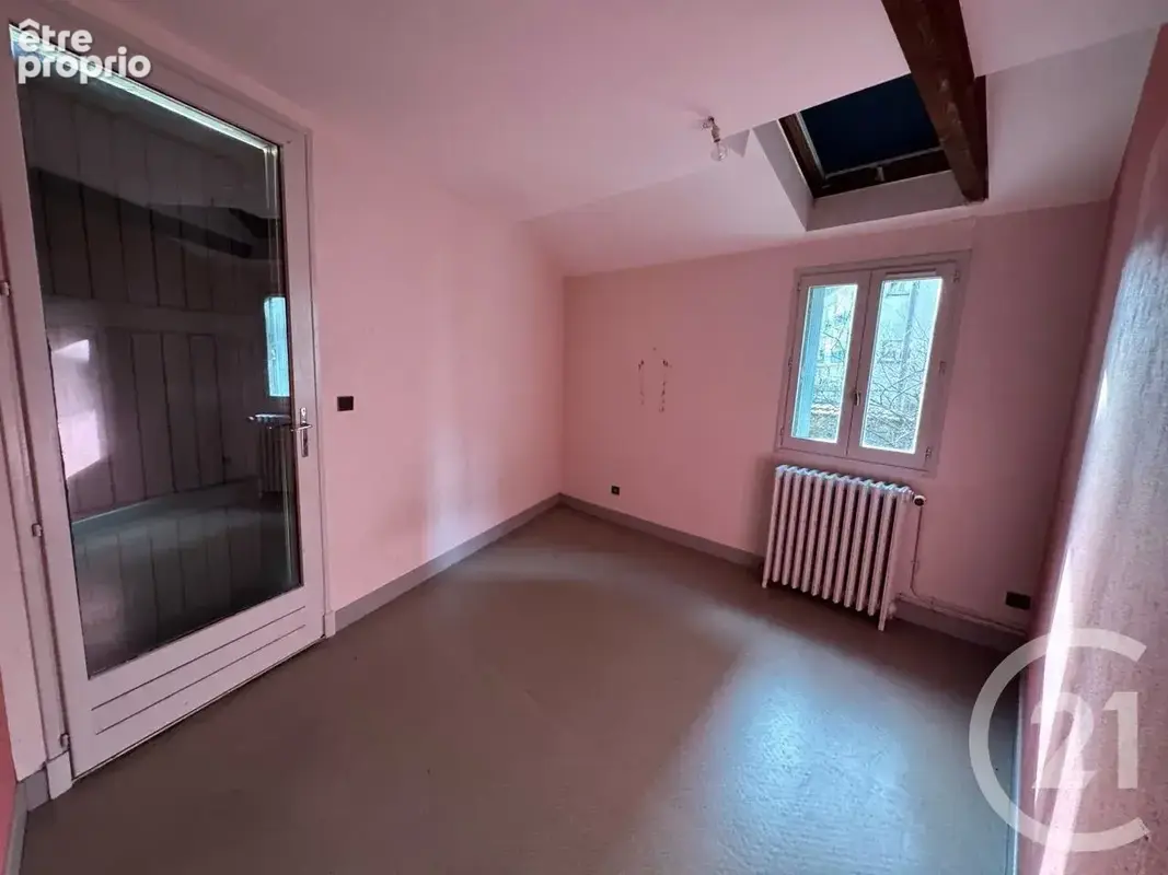 Appartement 7 pièces 120 m² à vendre à Aurillac (15000) - photo 9