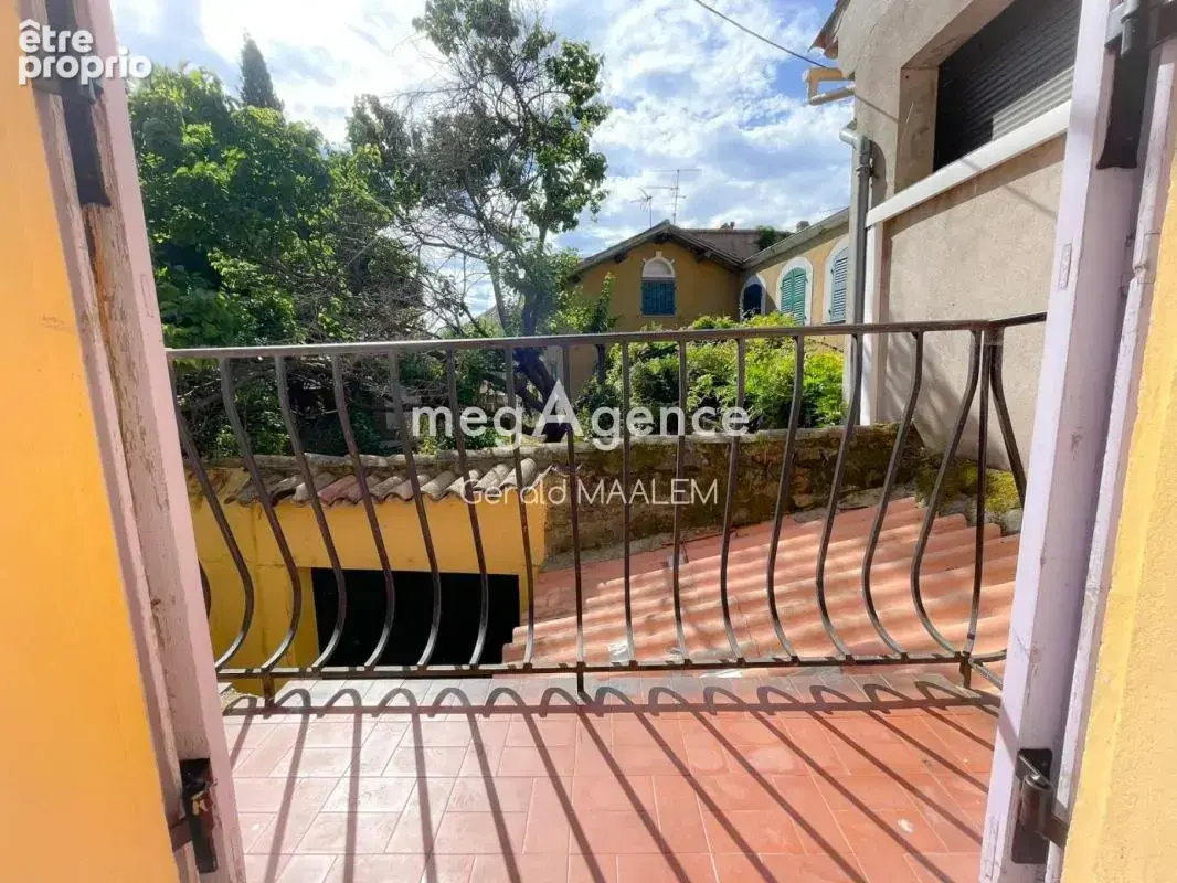 Appartement de 17m² à rafraichir à Roquebrune-sur-Argens - photo 5