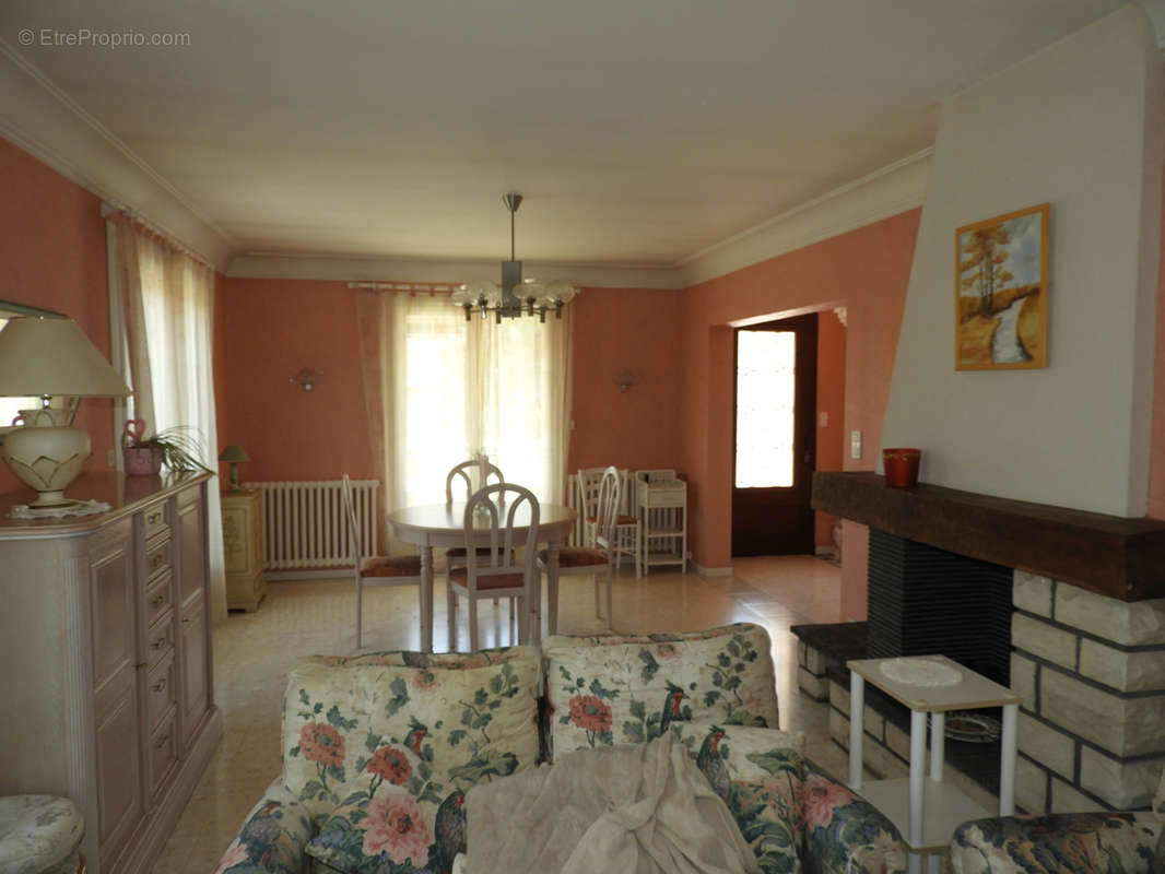 Maison à VILLEFRANCHE-DE-ROUERGUE