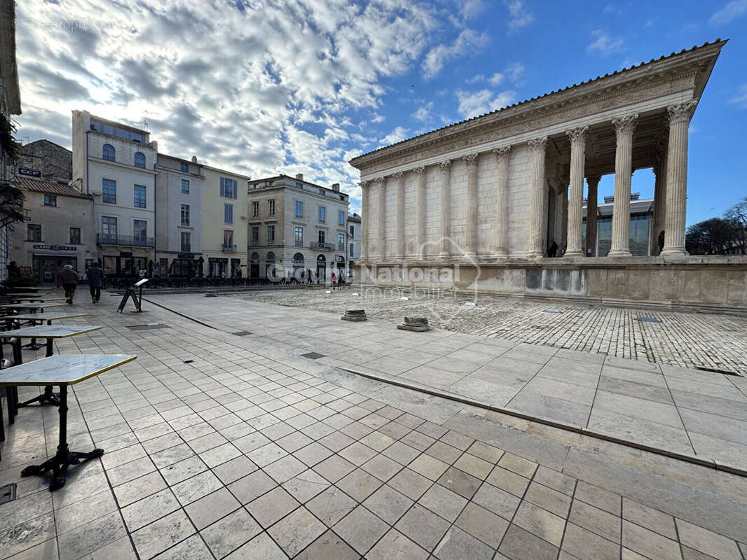 Commerce à NIMES