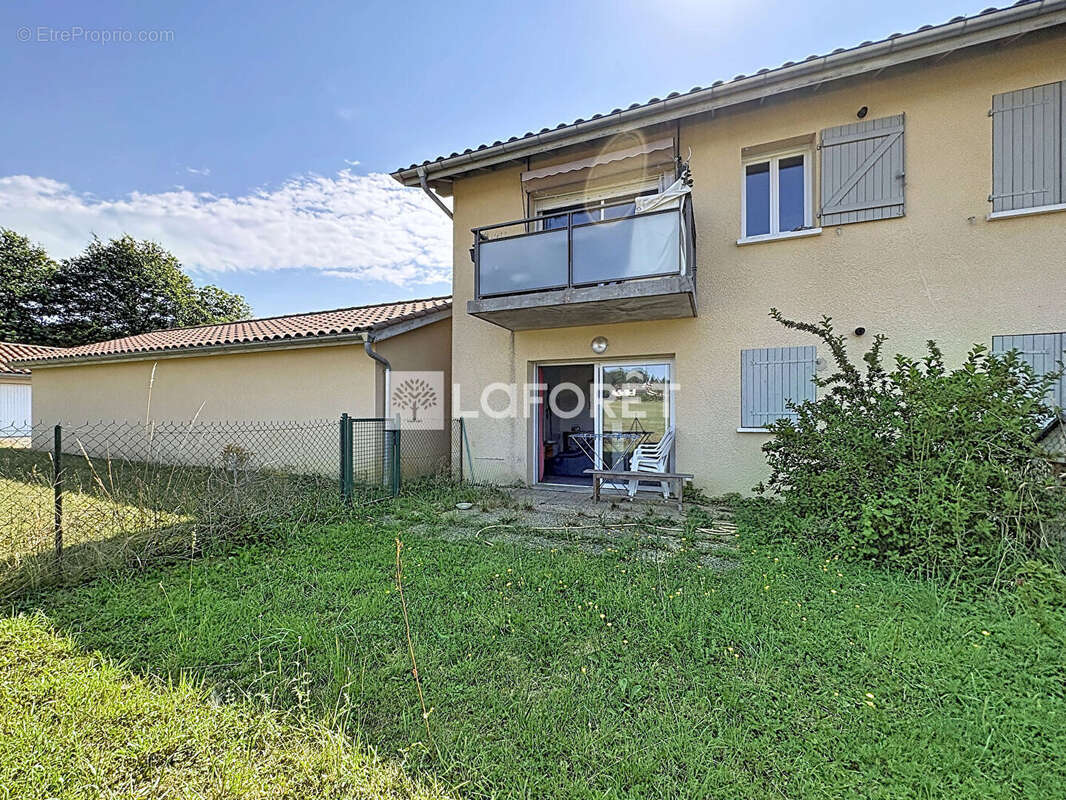 Appartement à VERJON