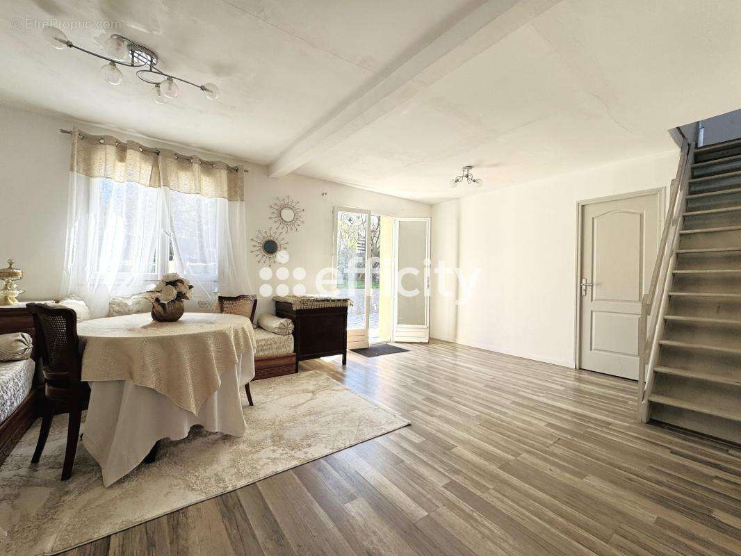 Maison à VALENTON