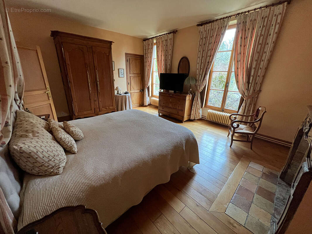 Demeure de Prestige 5' Montfort L Amaury  254 m2 - photo 6