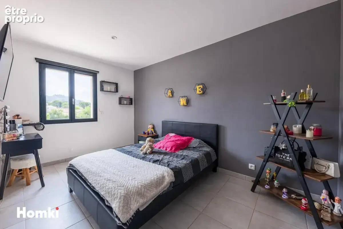 Maison/Villa T5 de 132 m² à Plan-de-Cuques 13380 - photo 5